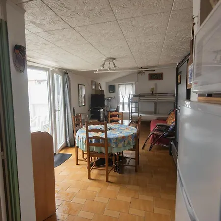 Confort 57 M2 Avec Terrasse Parking Couvert Apartment *