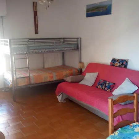 Apartment Confort 57 M2 Avec Terrasse Parking Couvert Agde