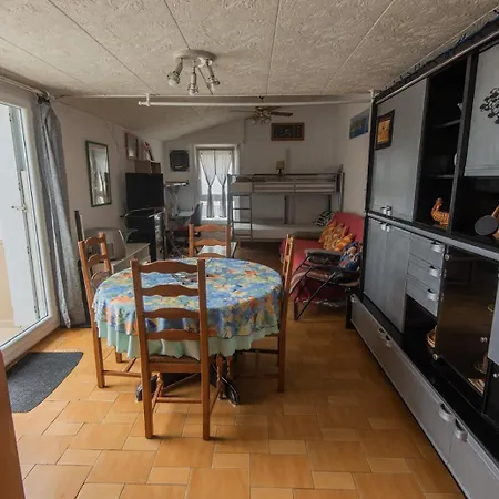 Confort 57 M2 Avec Terrasse Parking Couvert Apartment Agde